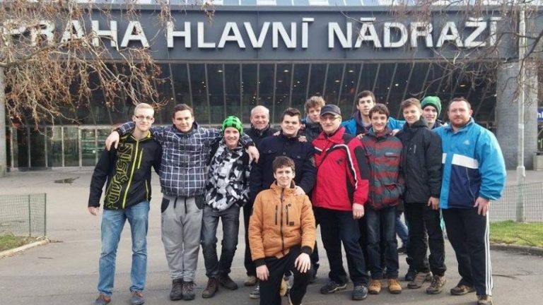 Volejbaloví žáci z Beskyd v Praze nezklamali