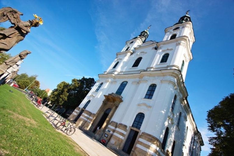 Frýdek – Místek nabízí turistům nově průvodce v tamních kostelích a výstup na dominantní vyhlídkovou věž